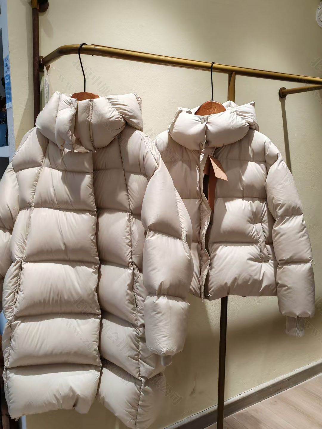 這件羽絨服就是翻新的，我不說(shuō)你會(huì)知道？.jpg