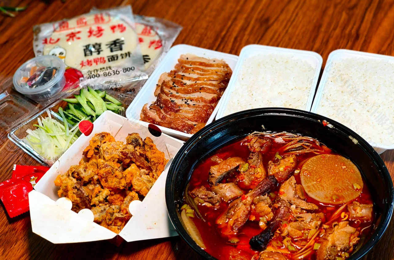 給我做的烤鴨飯.jpg 給我做的烤鴨飯.jpg