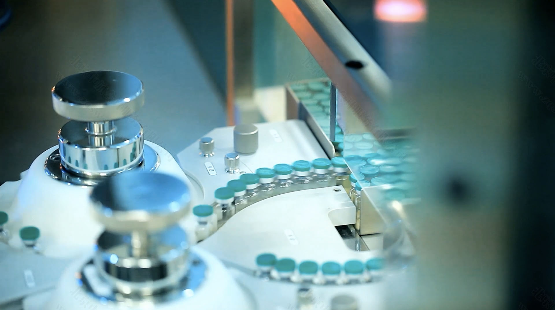 實(shí)驗(yàn)室投入使用后也需要注意照明系統(tǒng)和消防設(shè)施.jpg 實(shí)驗(yàn)室投入使用后也需要注意照明系統(tǒng)和消防設(shè)施.jpg