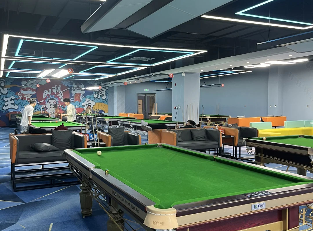 小雨的小小球廳.jpg 小雨的小小球廳.jpg