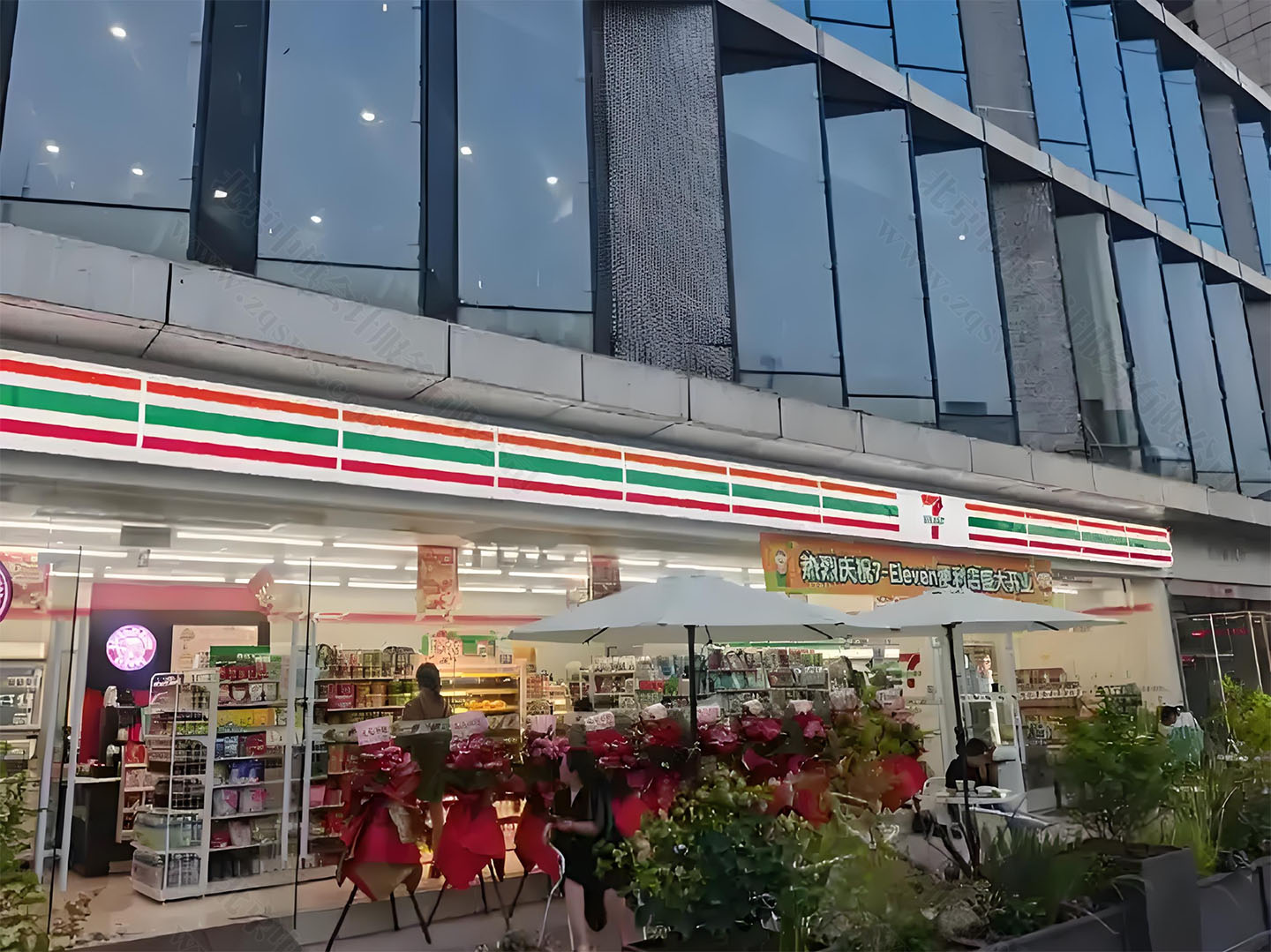 711便利店連鎖門店.jpg 711便利店連鎖門店.jpg