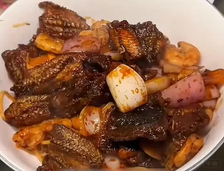據(jù)傳這個(gè)是老板賣的五百多的一碗面