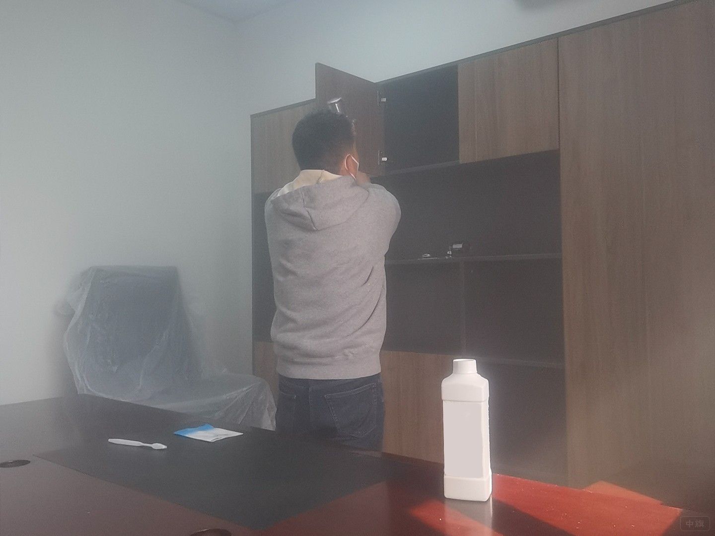 除甲醛簡單的設(shè)備加藥劑即可